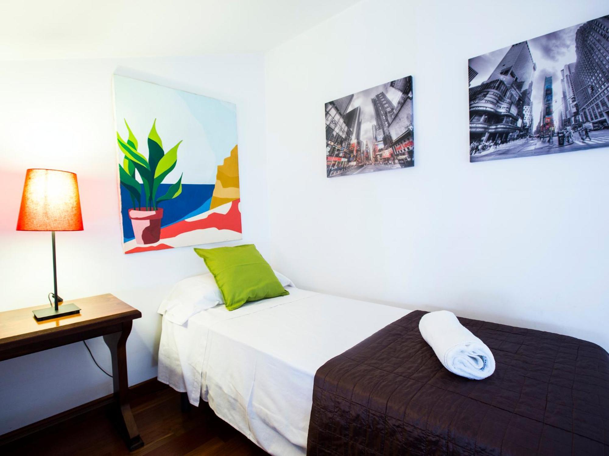 Total Valencia Apartman Szoba fotó